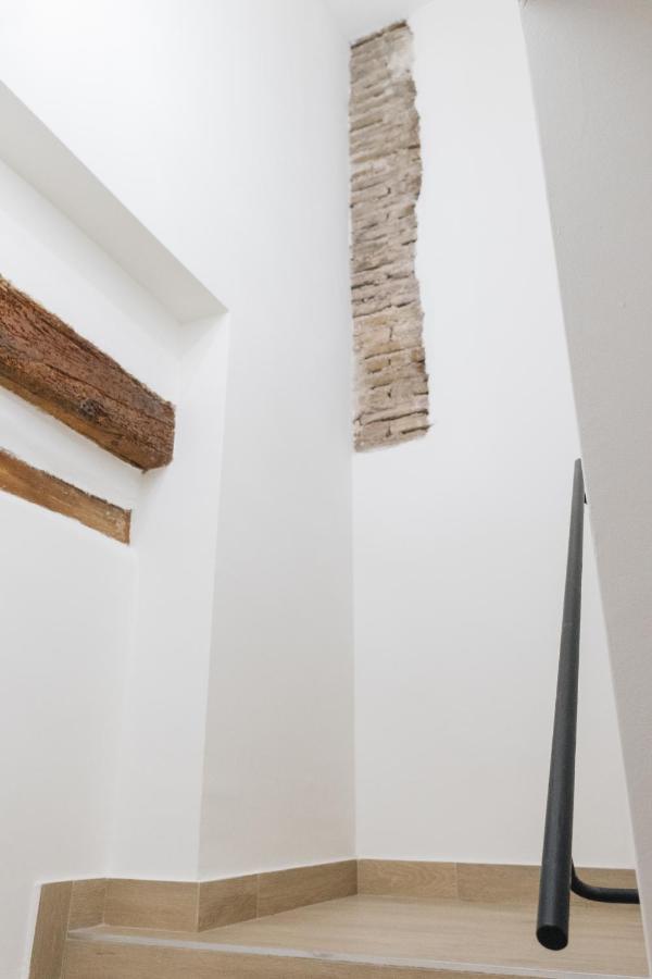 Apartaments La Rambla - Arbequina - 6 Persones Cornudella de Montsant ภายนอก รูปภาพ