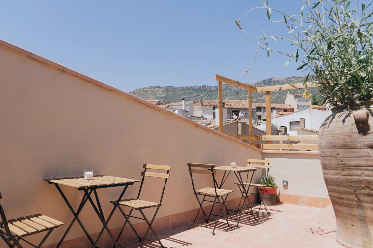 Apartaments La Rambla - Arbequina - 6 Persones Cornudella de Montsant ภายนอก รูปภาพ