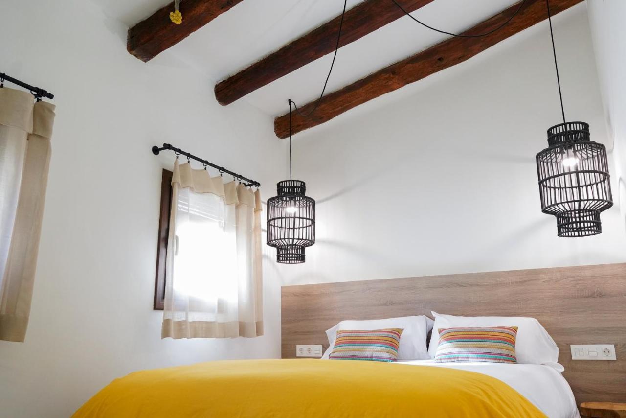Apartaments La Rambla - Arbequina - 6 Persones Cornudella de Montsant ภายนอก รูปภาพ